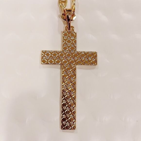 Men's 18k Gold Plated Chain w/Cross  pendant - Picture 3 of 4